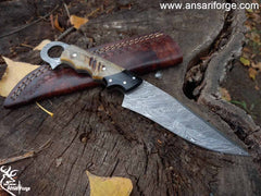 Damascus steel fixed blade hunting knife horn handle and leather sheath