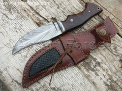 Custom Hand Made Forged Damascus Steel Hunting Knife With Feather Blade