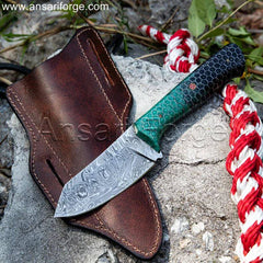 9" Fixed Blade Best Damascus Skinning Knife For Deer, Buck Or Animals Field Dressing With Honey Comb Handle & Cross Draw Horizontal Leather Sheath