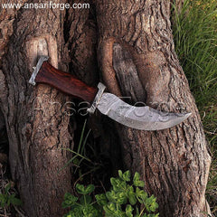Pirate dagger with Damascus steel blade, walnut wood handle, and leather sheath