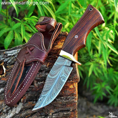 Feather Damascus Hunting Knife, handcrafted with a stunning feather pattern and real 512 layers of steel.