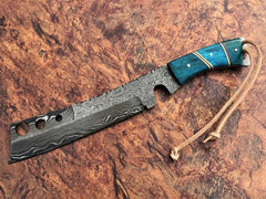 Beautiful handmade hunting knife with leather sheath