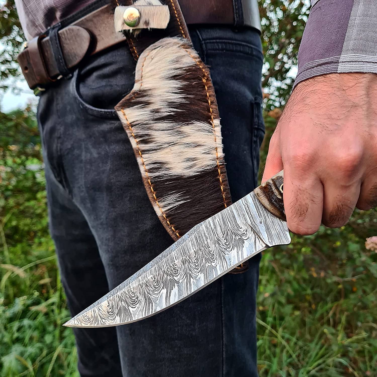 Damascus Hunting Knife with sheath-10.5" Best Camping,Hiking,Tactical,Survival knife for men-EDC Bushcraft Sharp Knife with sheep horn Handle