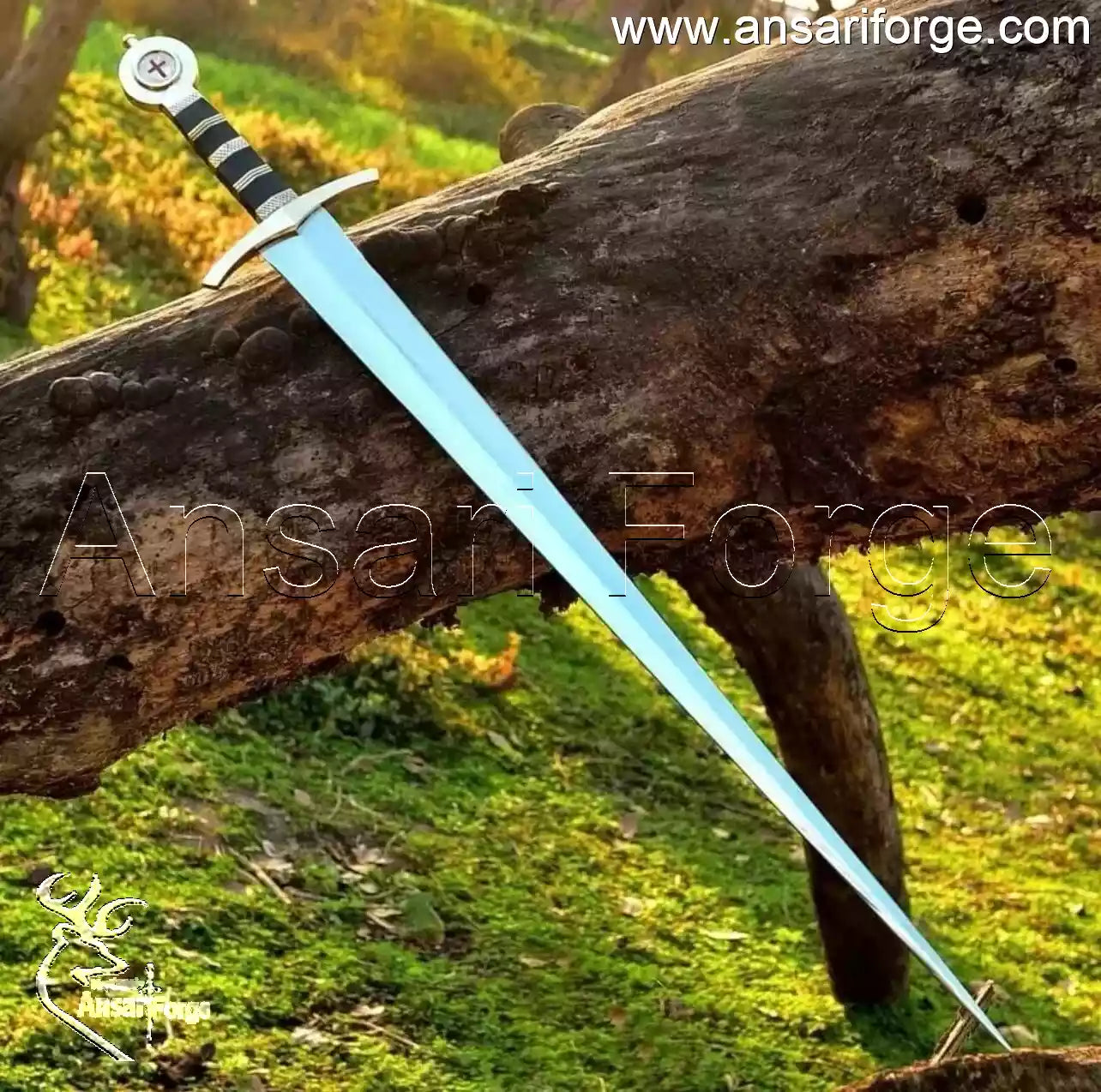 Mirror polished 5160 high carbon steel blade of Knights Templar Sword.