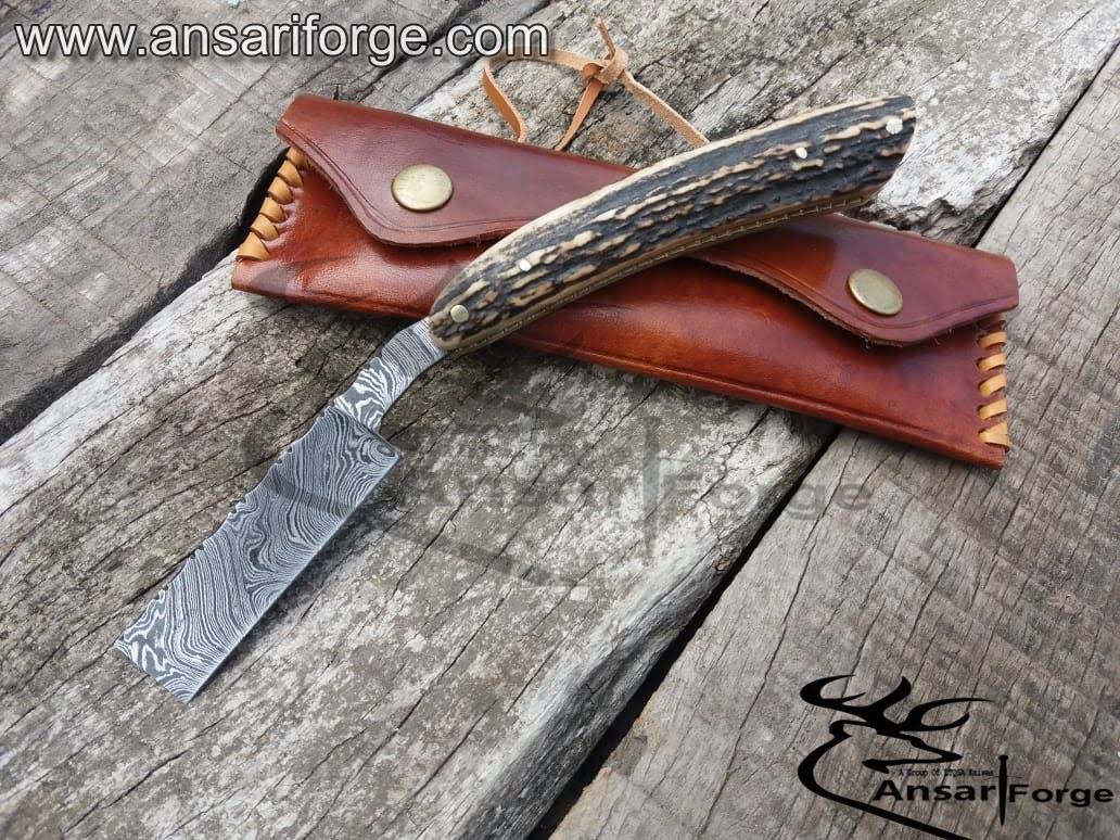 Close-up of Damascus steel straight razor blade with 512 layers.