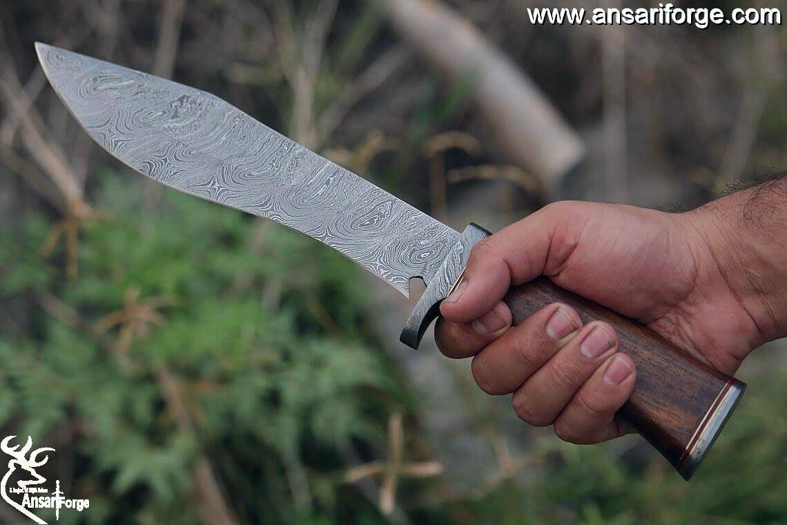 Custom Handmade Damascus Steel Hunting Knife Survival Bowie Knife With Sheath