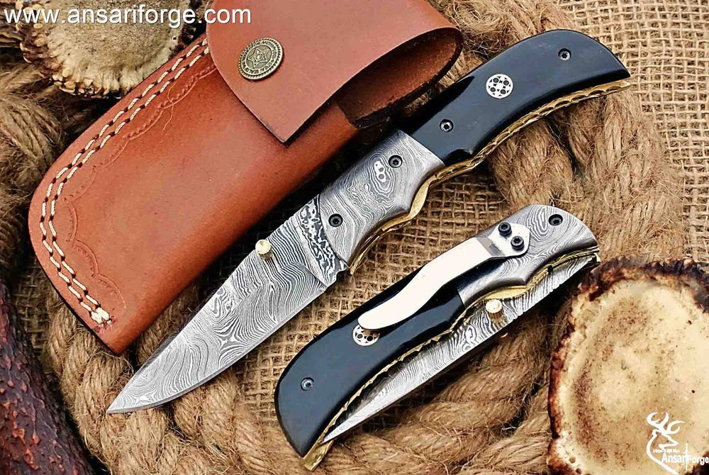 Damascus Folding Pocket Knife with Clip Handmade Folding Knife for EDC Camping, Lined with Lock Device Structure, Buffalo Horn Handle Outdoor Survival Use Camping Fishing and Hunting Knife .