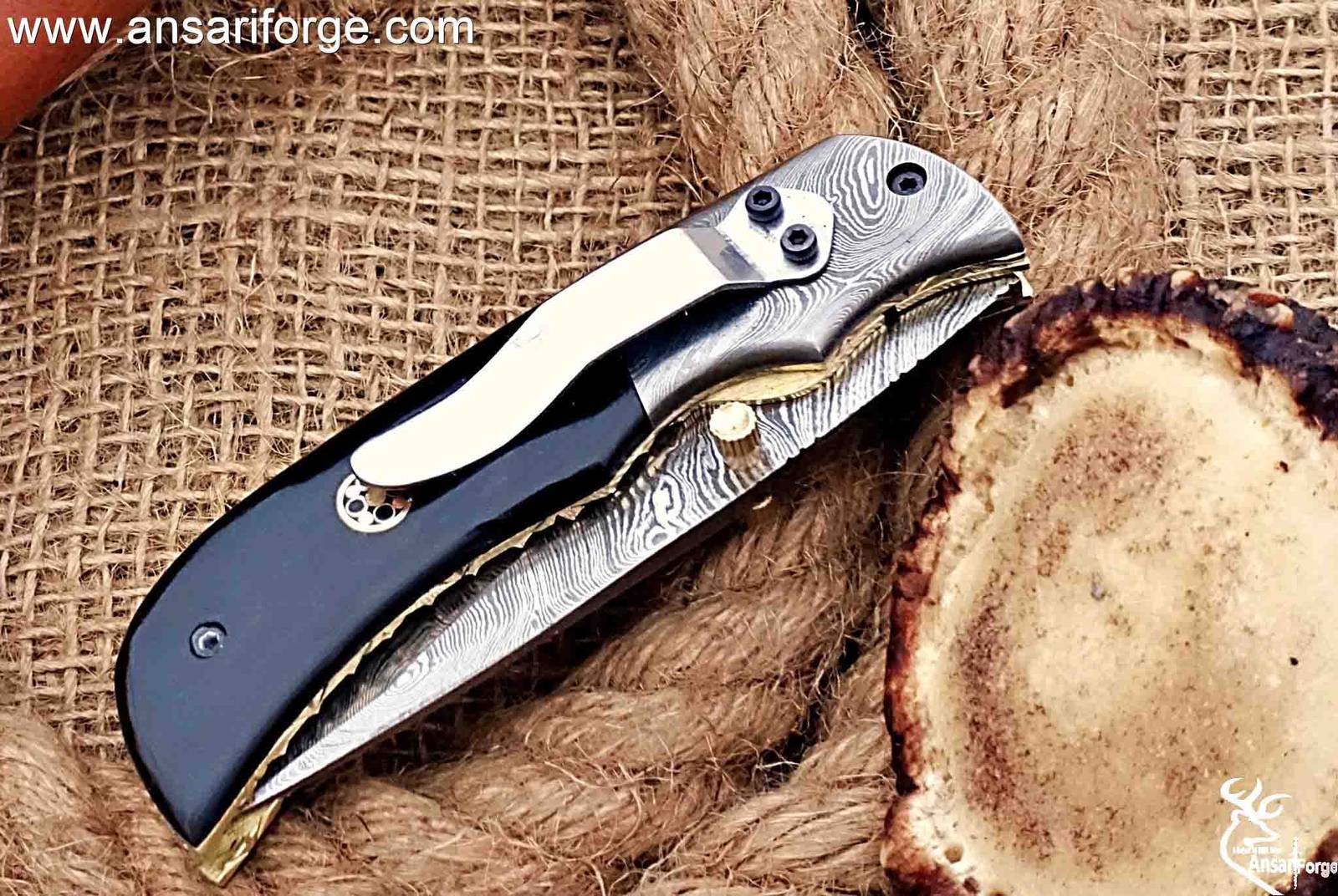 Damascus Folding Pocket Knife with Clip Handmade Folding Knife for EDC Camping, Lined with Lock Device Structure, Buffalo Horn Handle Outdoor Survival Use Camping Fishing and Hunting Knife