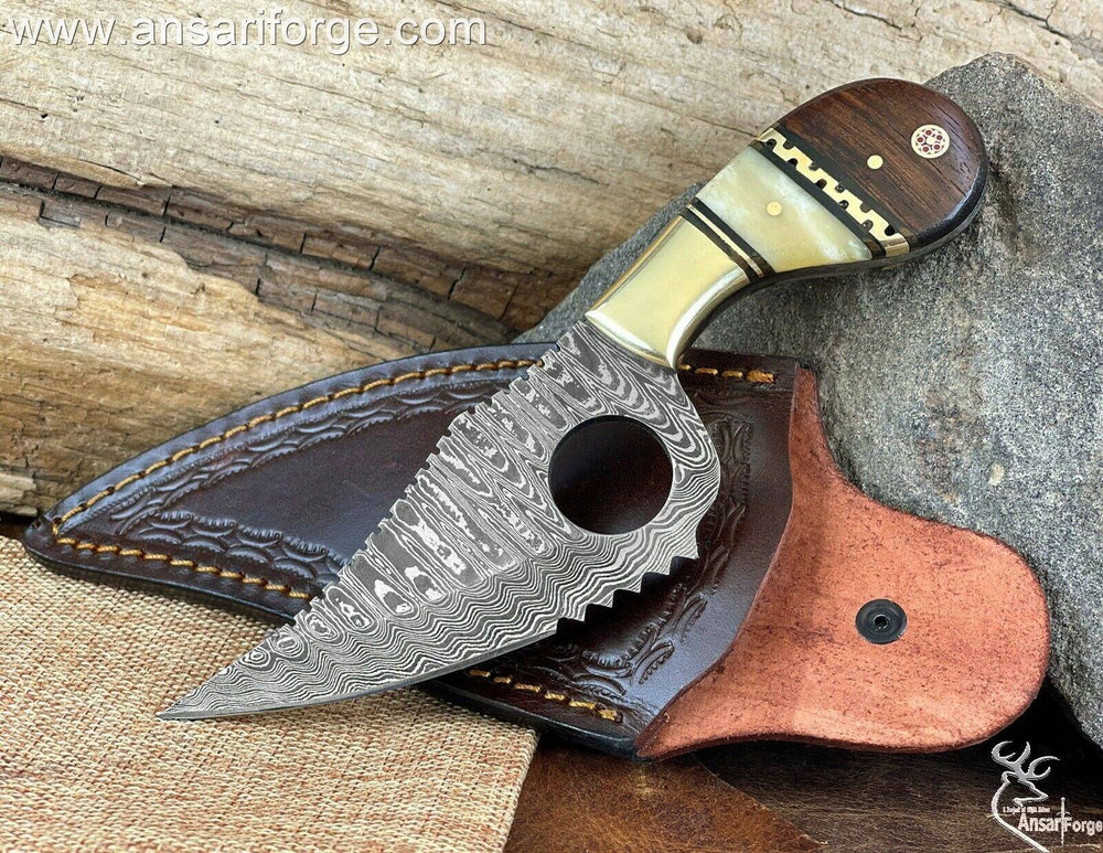 Hunting knife