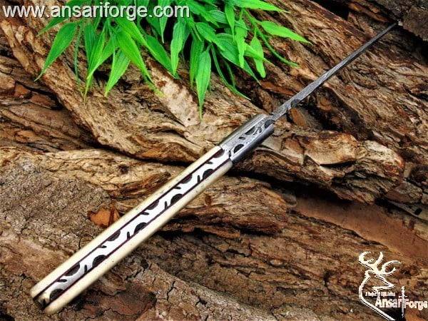 Handmade forged Damascus steel bone handle hunting knife