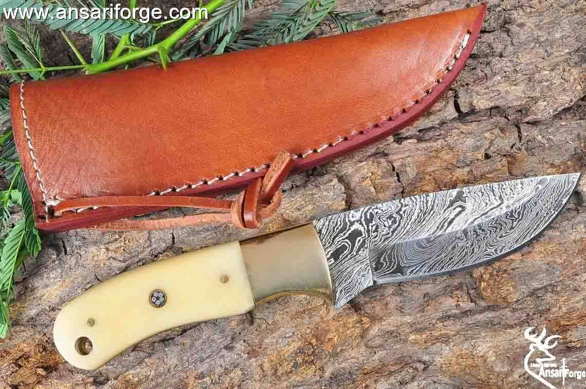 Custom Handmade Damascus Steel Hunting Skinning Knife With Sheath