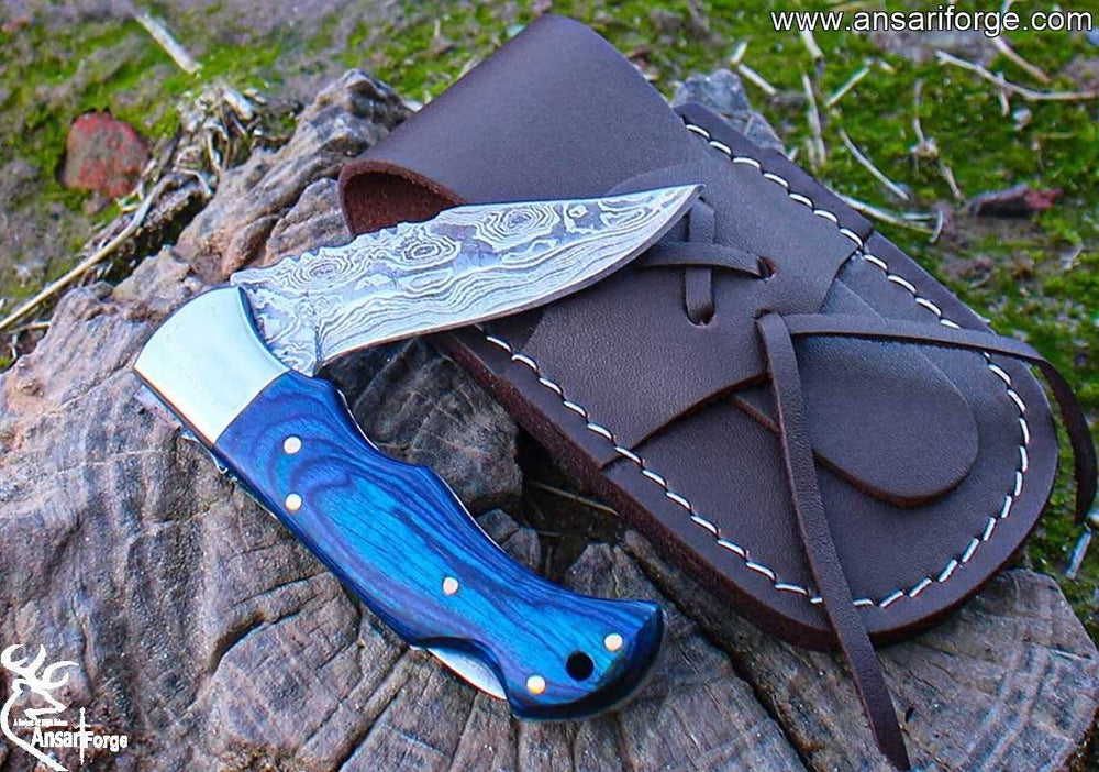 Damascus pocket knife handmade folding knife Damascus steel blade.