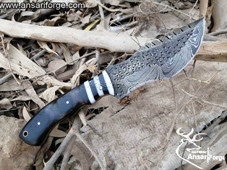 Forged Damascus Steel Tracker Hunting Knife