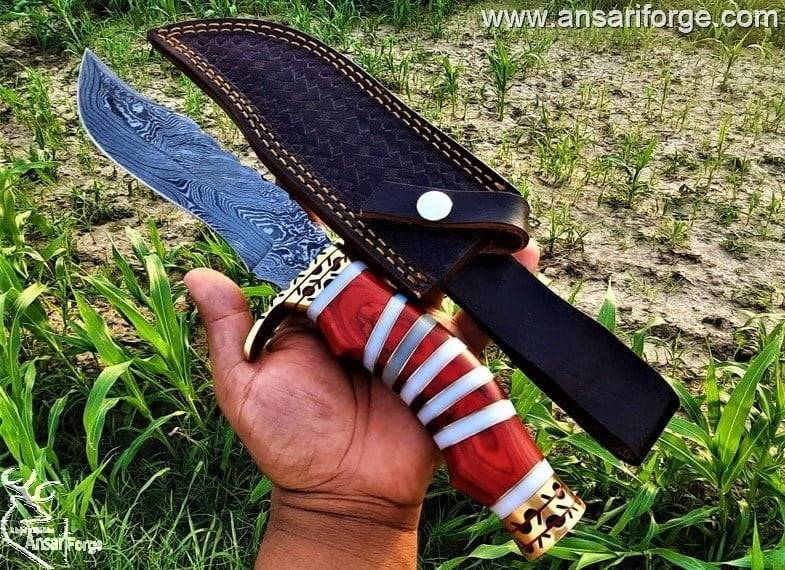 Custom Made Damascus Bowie Hunting Knife