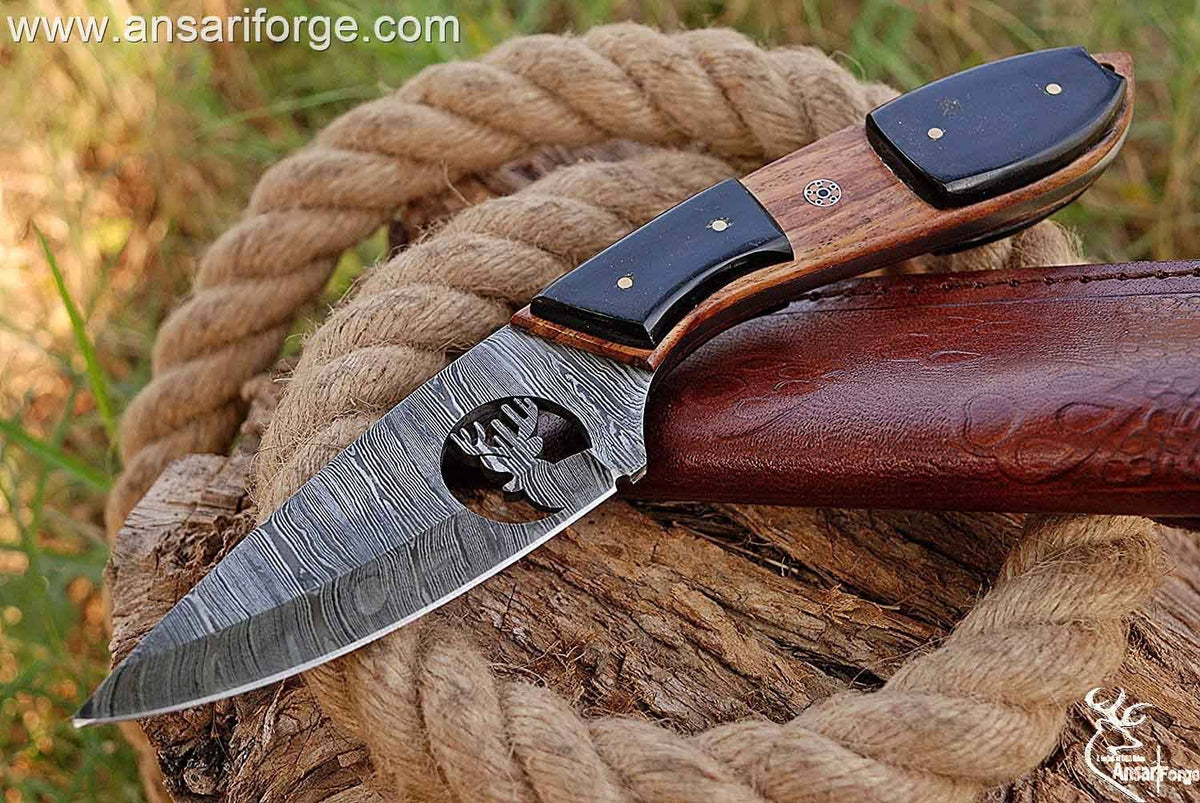 Custom Made Damascus Hunting Knife, Deer Skinning Knife , gift