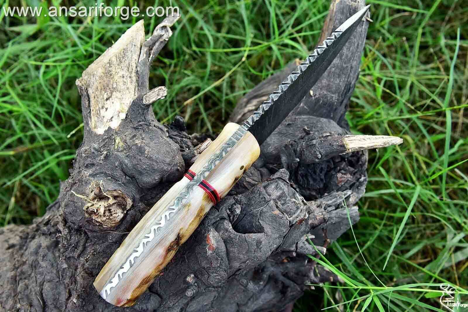 Custom handmade Damascus Steel Hunting Knife