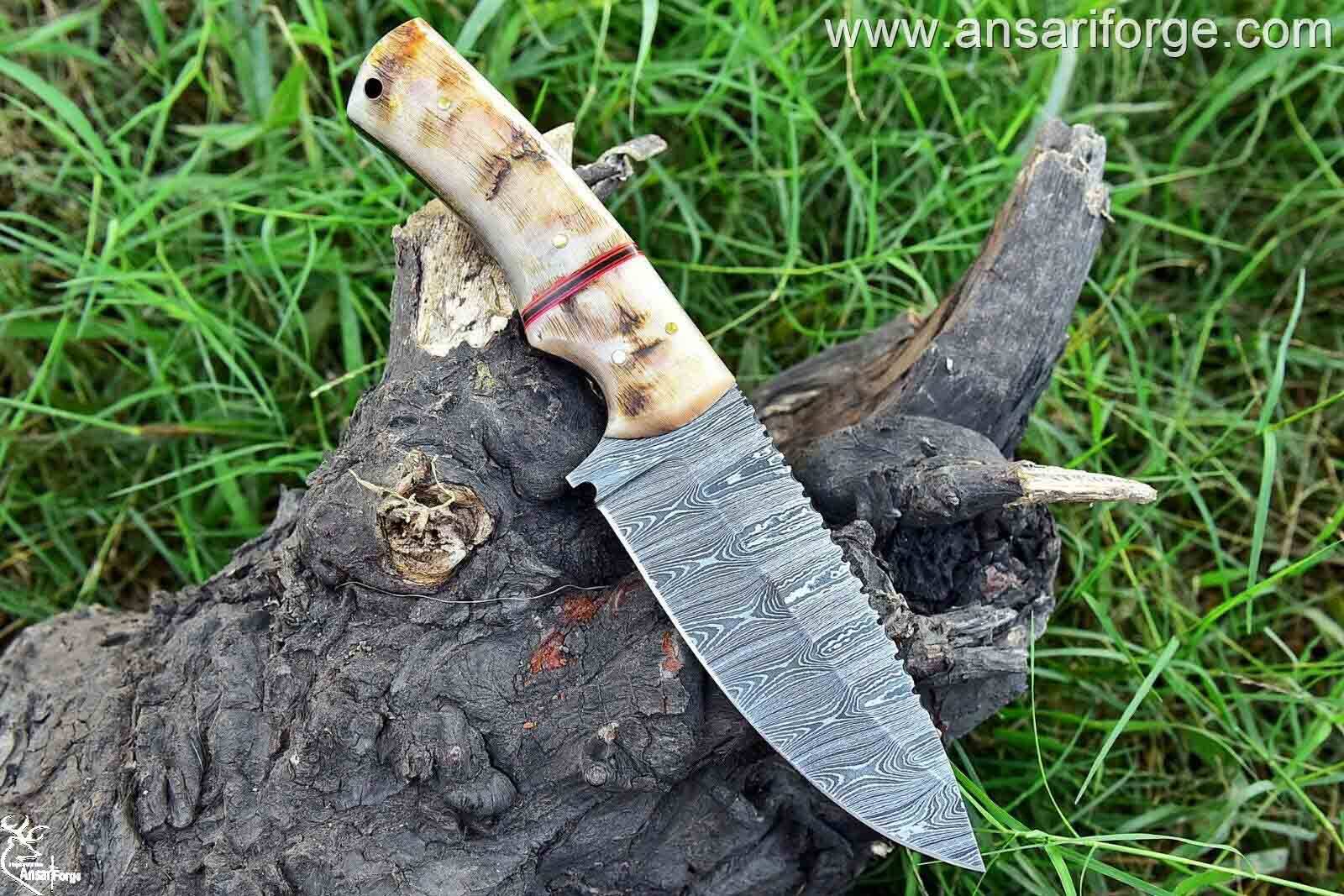Custom handmade Damascus Steel Hunting Knife