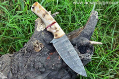 Custom handmade Damascus Steel Hunting Knife