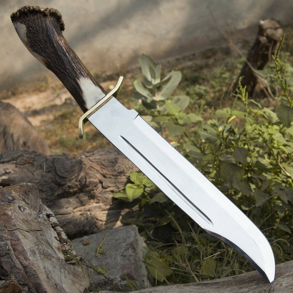 Custom Tactical Bowie Knife - Full Tang Construction Detail.