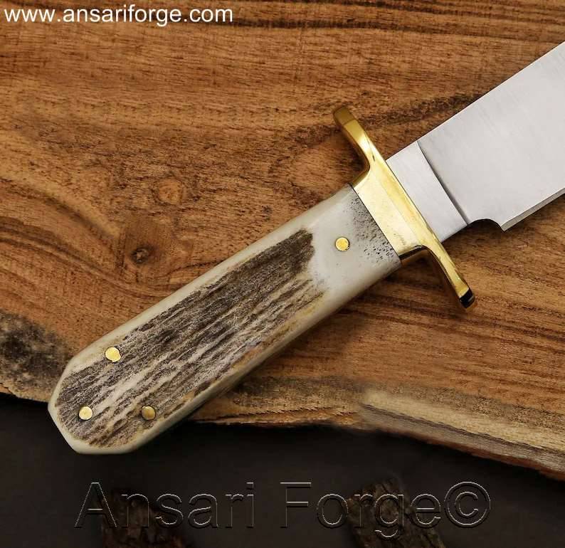 Sambar Stag Antler handle & brass hilt of the Wild West Bowie Knife.