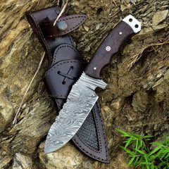 Custom handmade Damascus steel fixed blade hunting knife