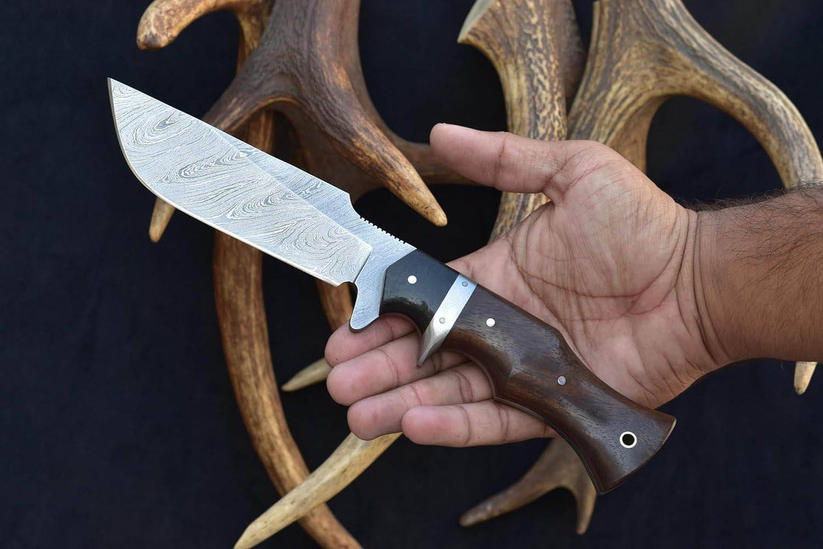 Best Damascus Knife Made Of Damascus Steel and Exotic Handle -Hunting Knife With Sheath