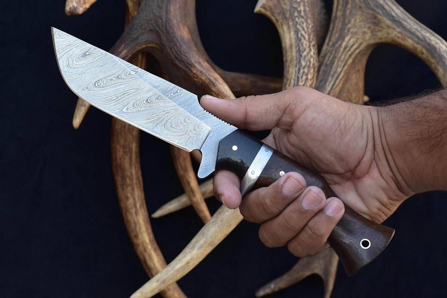 Best Damascus Knife Made Of Damascus Steel and Exotic Handle -Hunting Knife With Sheath