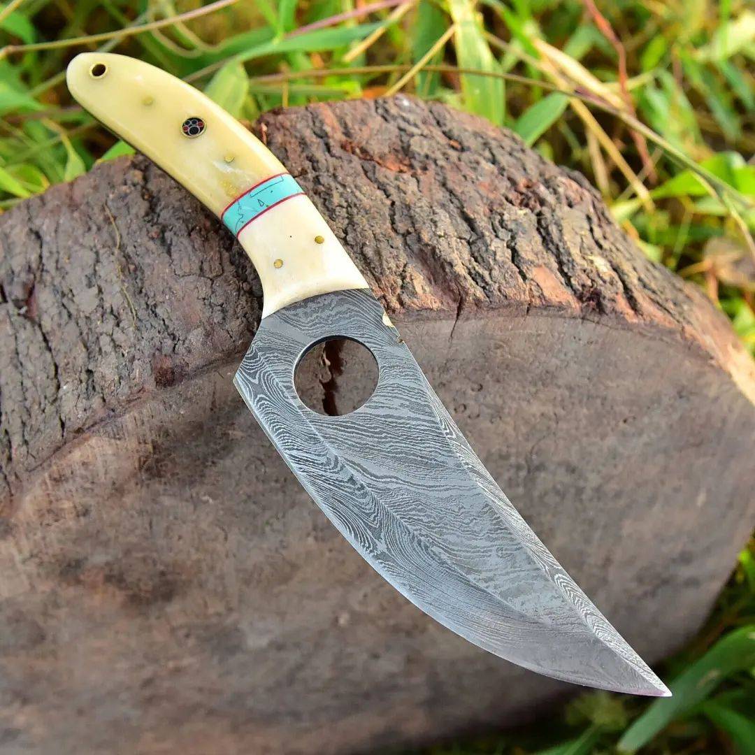 Handmade Damascus Hunting Knife