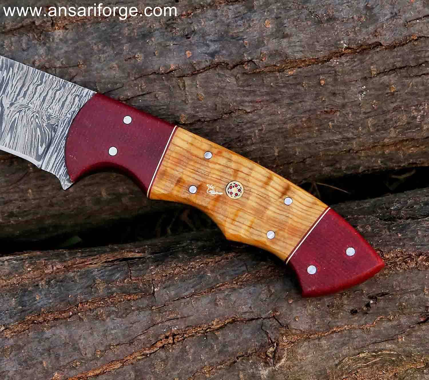 Olive Wood Handle with Micarta Bolsters - Damascus Hunting Knife