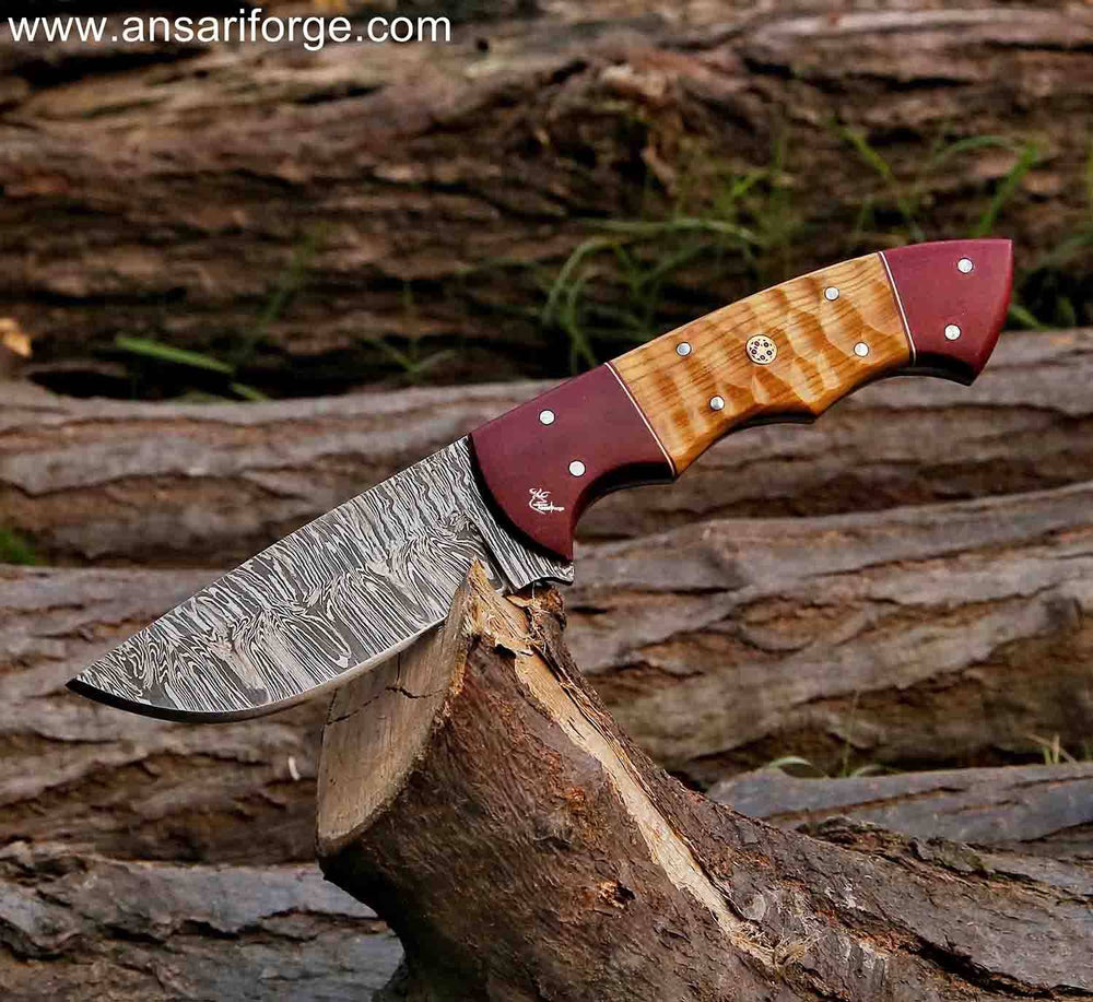 Hand-forged Damascus Steel Hunting Knife in Use