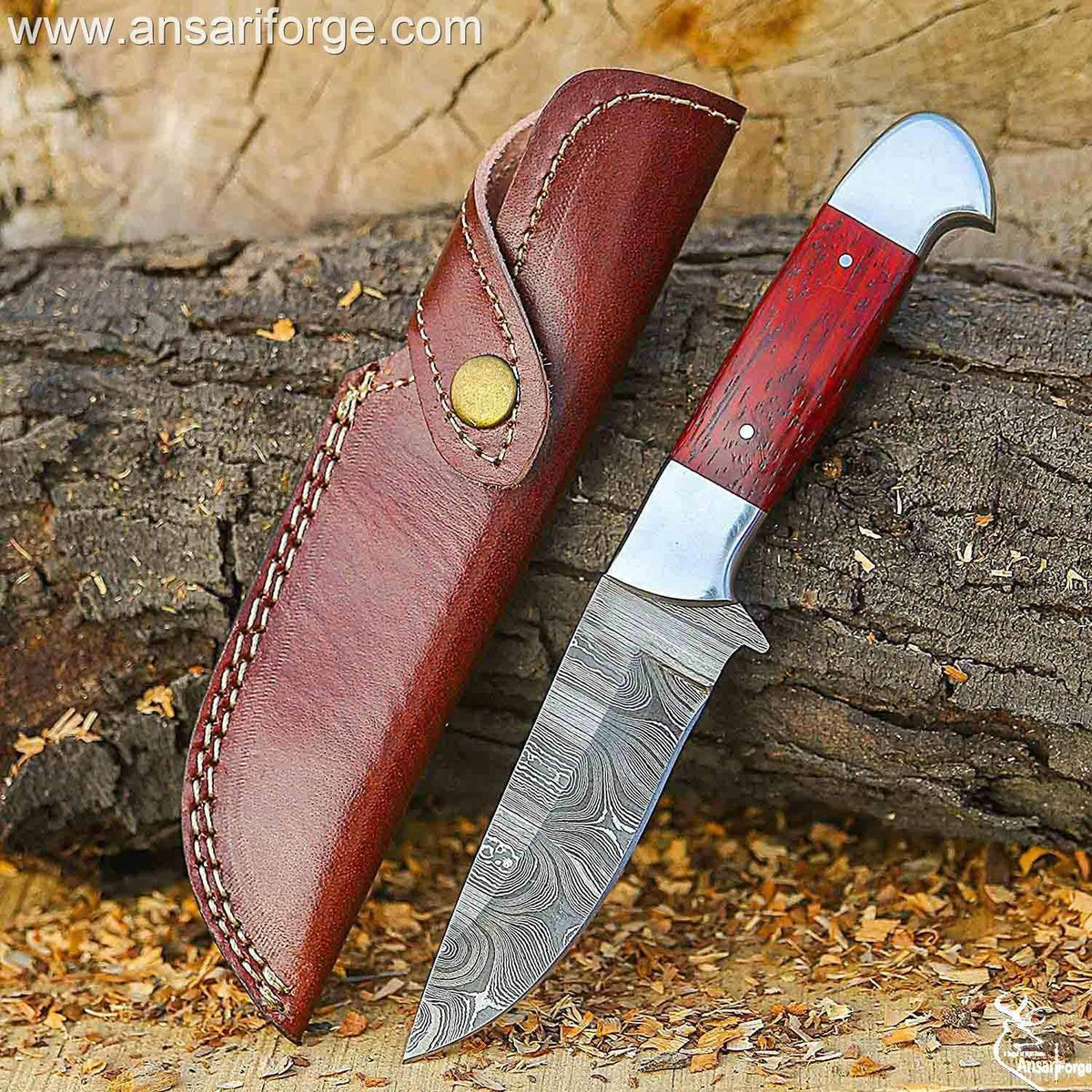 Damascus steel hunting knife 