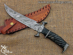 Custom made Damascus Steel Hunting Bowie Knife