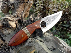 Knife engraving