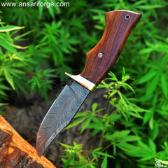 high-quality real Damascus Hunting Knife, handcrafted with care and attention to detail.