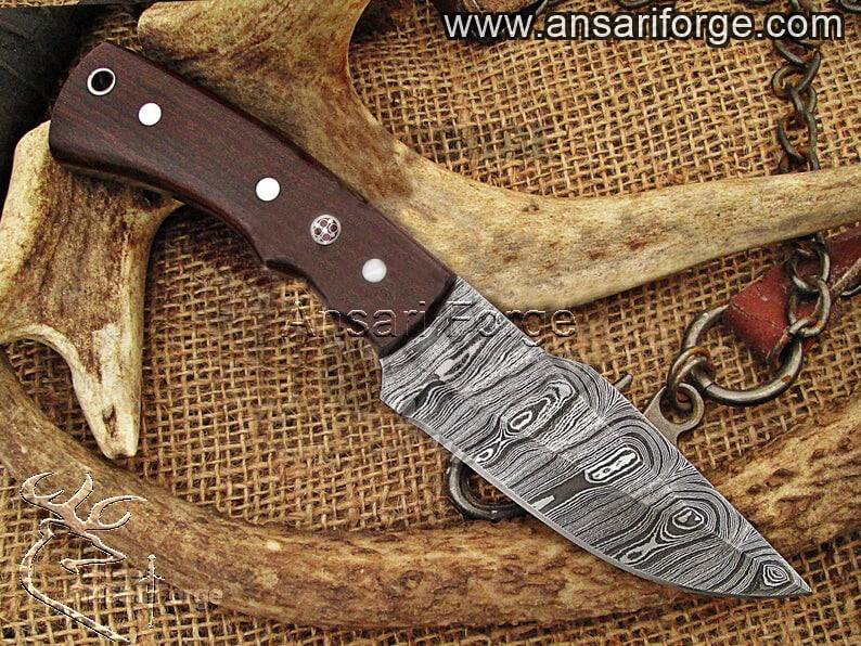 Handmade Damascus Knife Hunting Knives Wood Handle