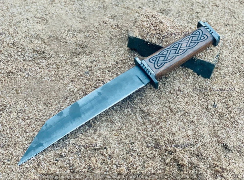 Traditional Viking Seax Knife with Hand-Forged High Carbon Steel Blade and Carved Rosewood Handle