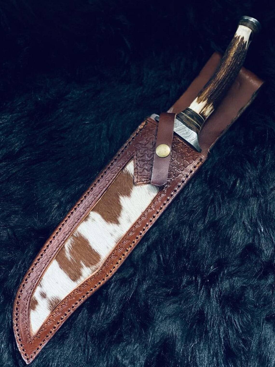 Custom Handmade Twist Damascus Steel Bowie Knife Stag Antler Handle