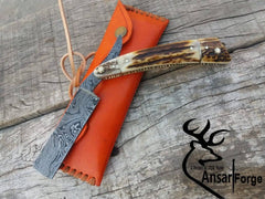 Straight razor with Damascus blade & antler handle - Gift for men.