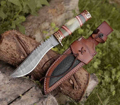 Close-up of the "Razor's Edge" damascus steel blade, showcasing its twist pattern.