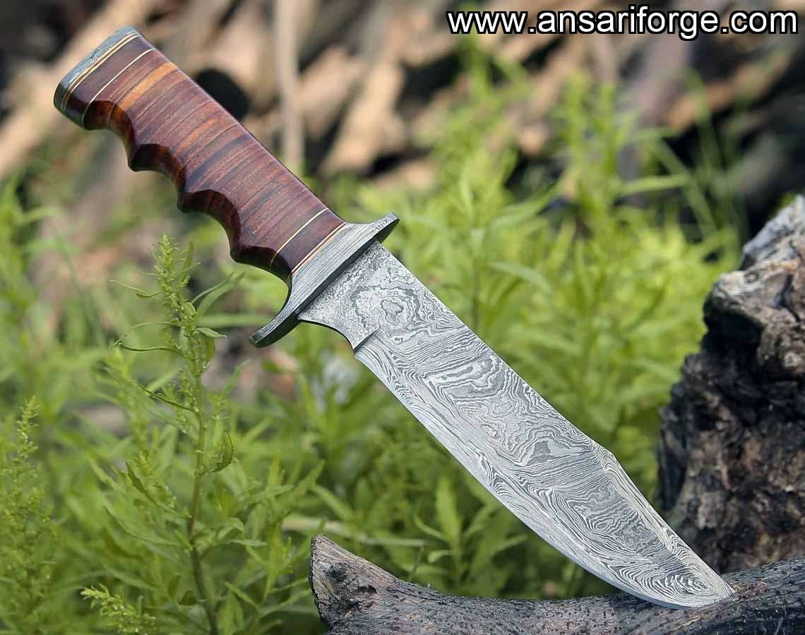 DAMASCUS KNIFE, Bowie knife, Hunting knife, Engraved knife, Personalized Gift, Bushcraft, Survival, knife, Leather Handle, Sheath, Full Tang