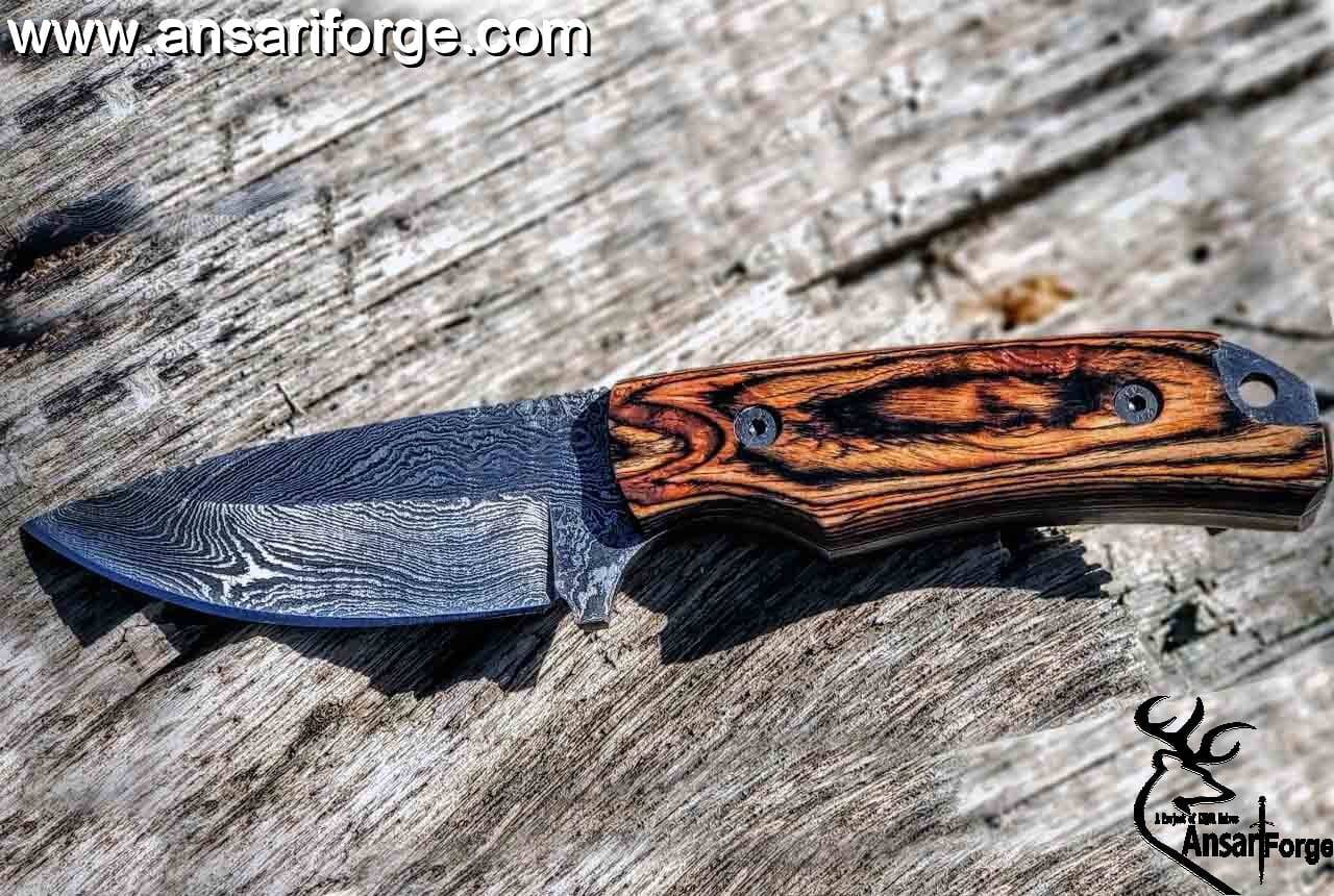 Beautiful Custom Handmade Damascus Steel Hand Forged Skinner Knife for Hunting deer Skinning
