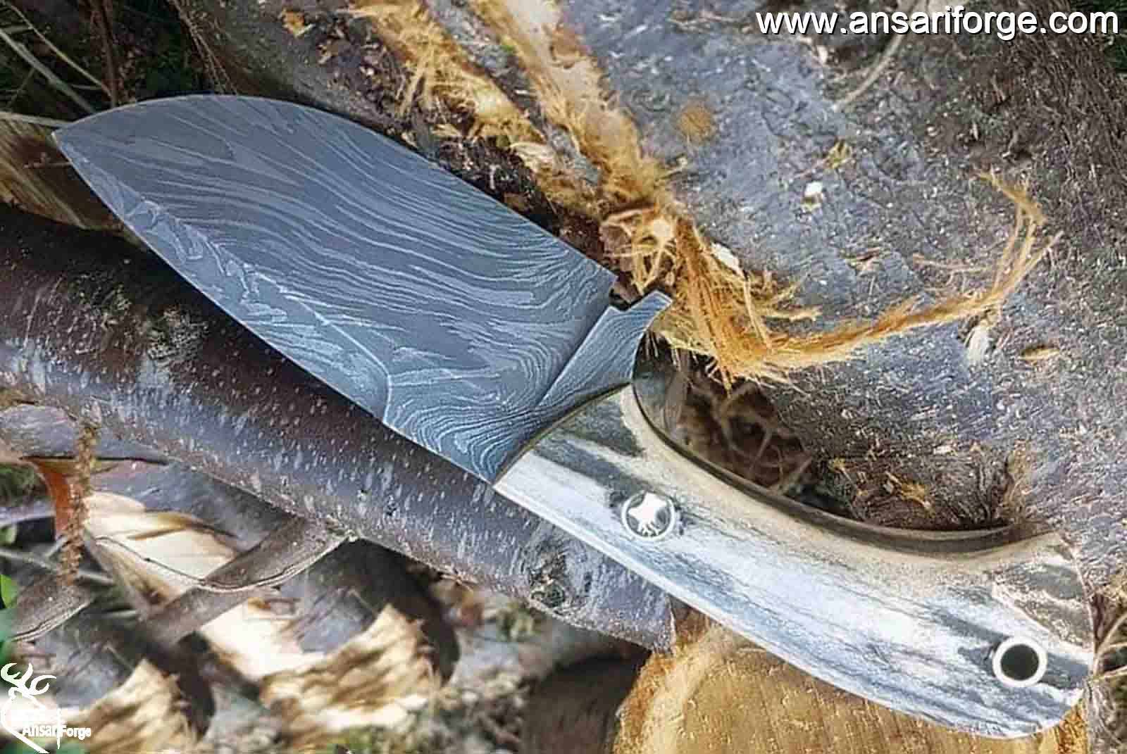 Hunting Knife - Stag Handle, Hammered Damascus Tactical EDC Skinning Knives Fixed Blade Knife with Leather Sheath