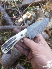 Hunting Knife - Stag Handle, Hammered Damascus Tactical EDC Skinning Knives Fixed Blade Knife with Leather Sheath