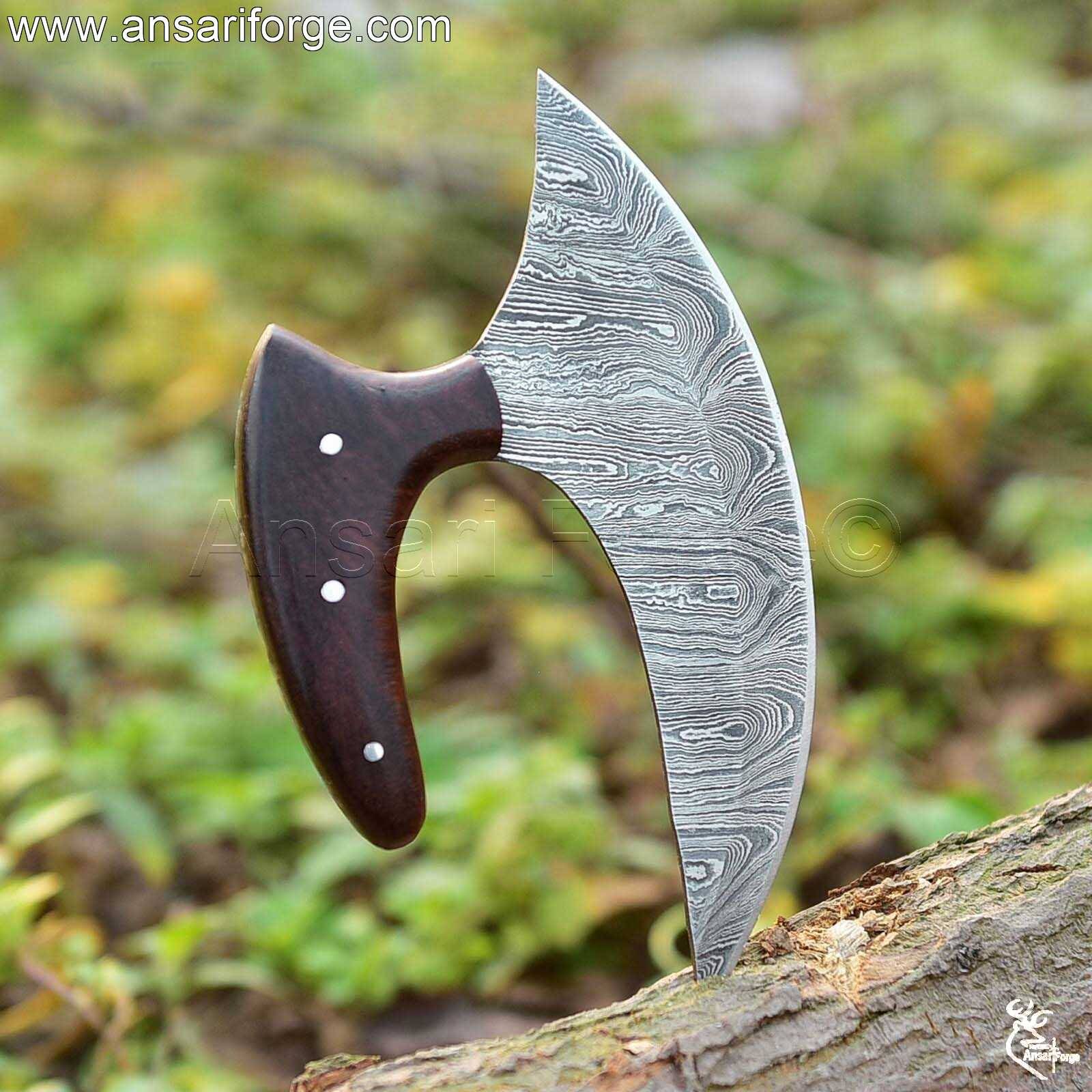 Damascus Steel Ulu Knife in Outdoor Setting – Hunting & Bushcraft Tool.