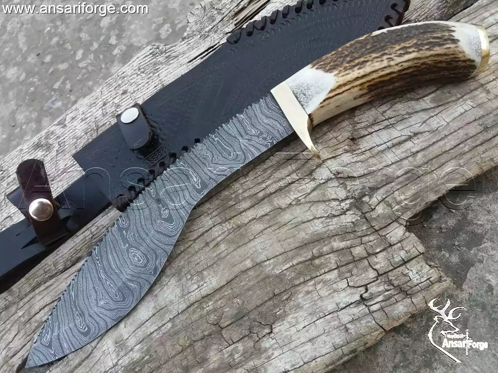 Gurkha military style Full Tang Kukri Knife. Showing the heavy duty 5.0 mm spine thickness. Best quality Nepal-style blade.