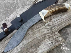 Gurkha military style Full Tang Kukri Knife. Showing the heavy duty 5.0 mm spine thickness. Best quality Nepal-style blade.