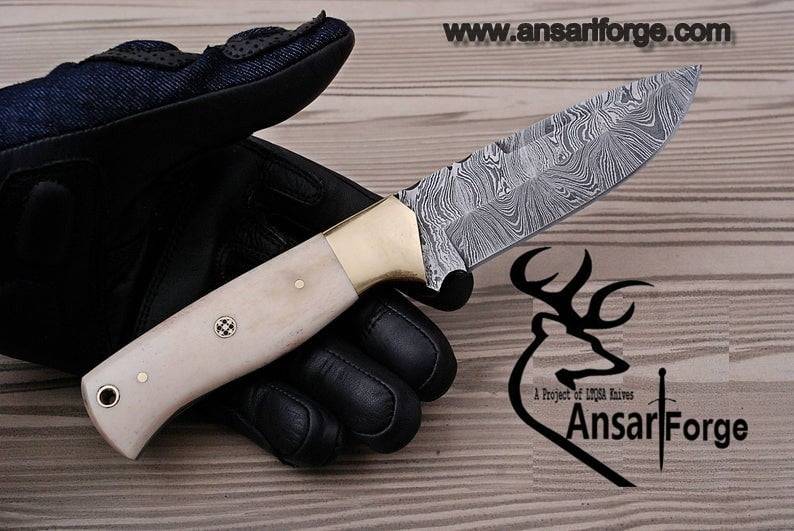 Damascus steel handmade skinner knife