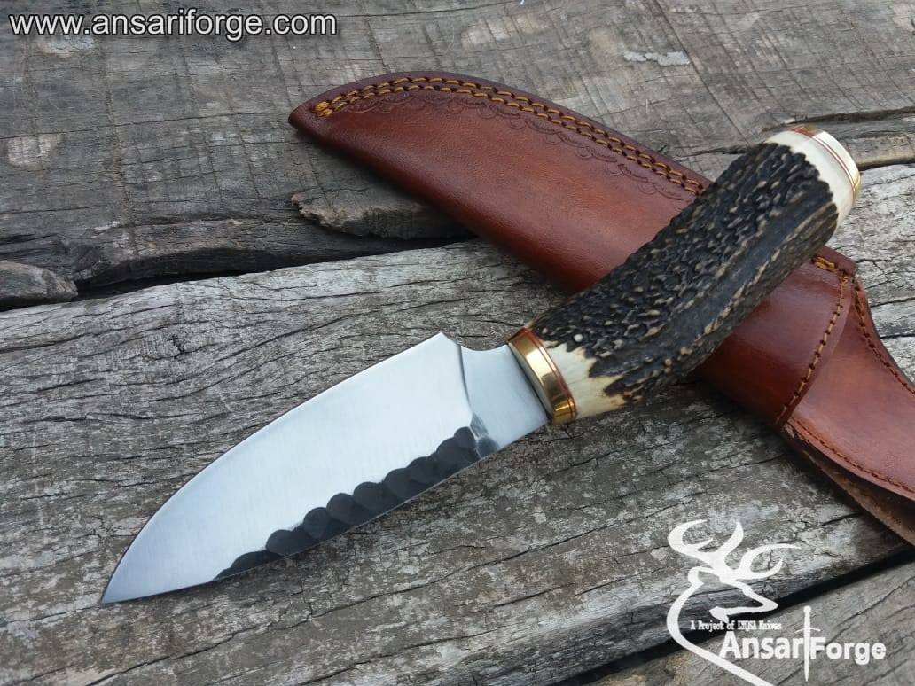 Custom made D2 steel hunting knife