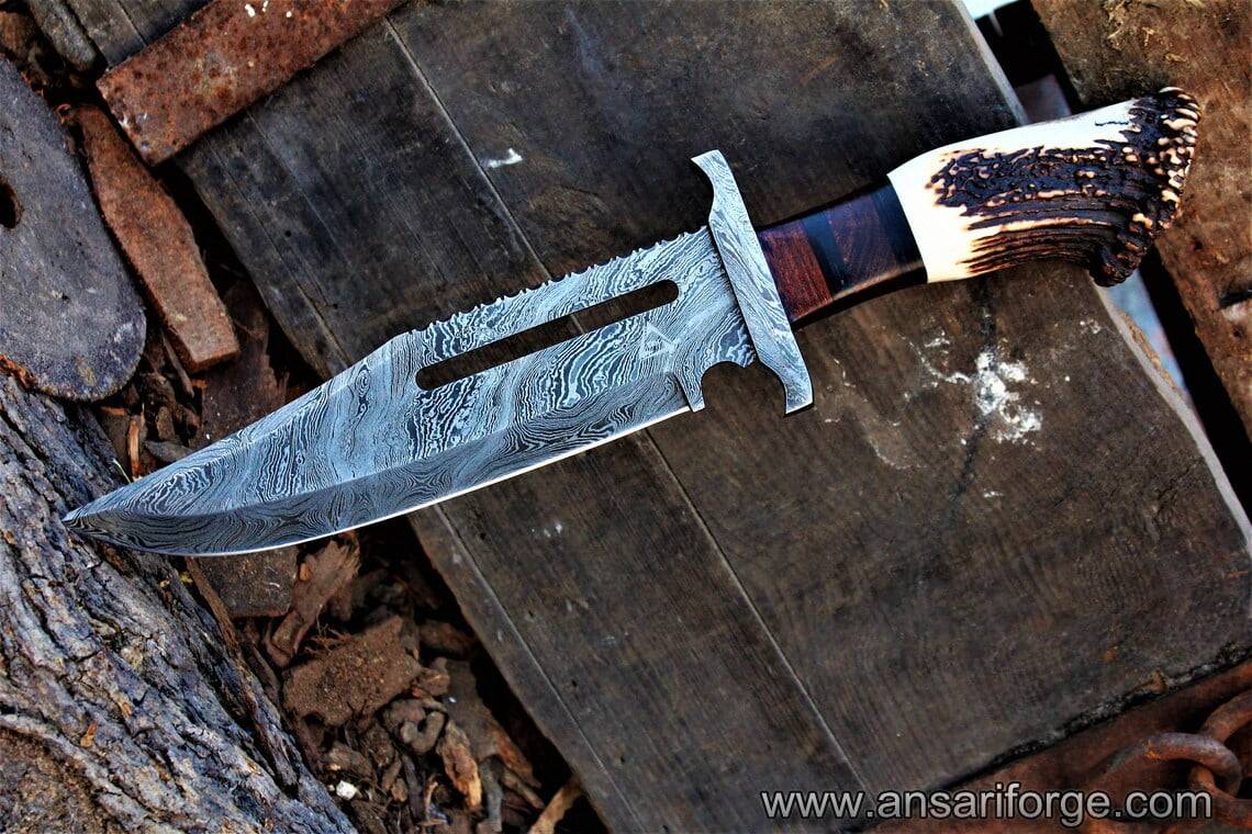 Damascus steel beautiful handmade hunting Bowie Knife