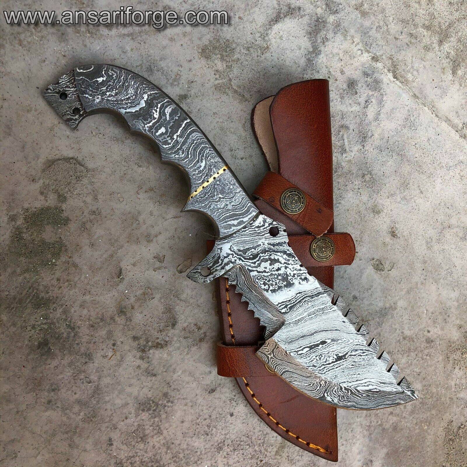 Damascus steel full tang handmade tracker with Damascus scales